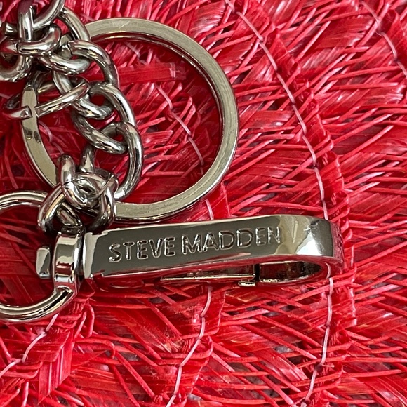 Steve Madden Pink Wallet - Picture 4 of 4